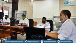 Head of Pangkal Pinang City BPS and Employees Visit Pangkalpinang City Bappeda & Litbang Office