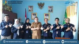 Head of BPS Statistics Pangkalpinang and Employees Conduct Socialization of 2020 Population Census